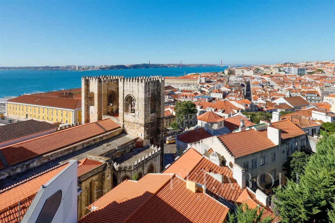 Apartment in Santa Maria Maior, Lisbon, Portugal 2 - 11785073