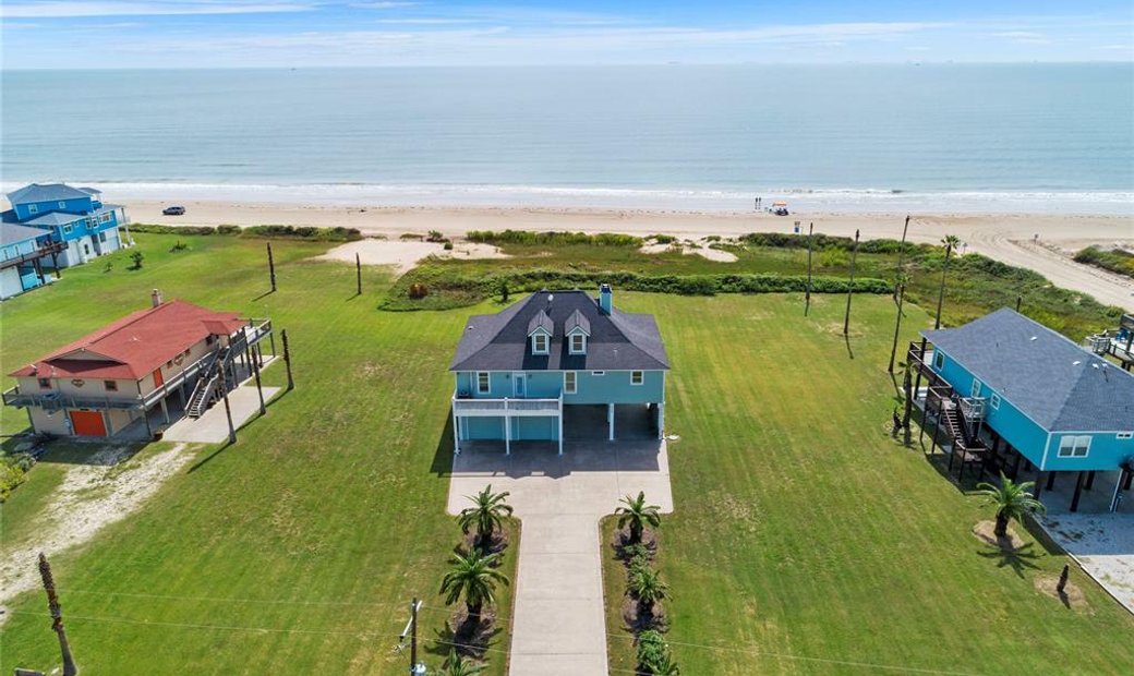 3 Bedrooms Single Family Detached In Bolivar Peninsula, Texas, United