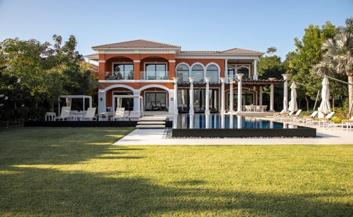 Villa in Dubai, Dubai, United Arab Emirates 1