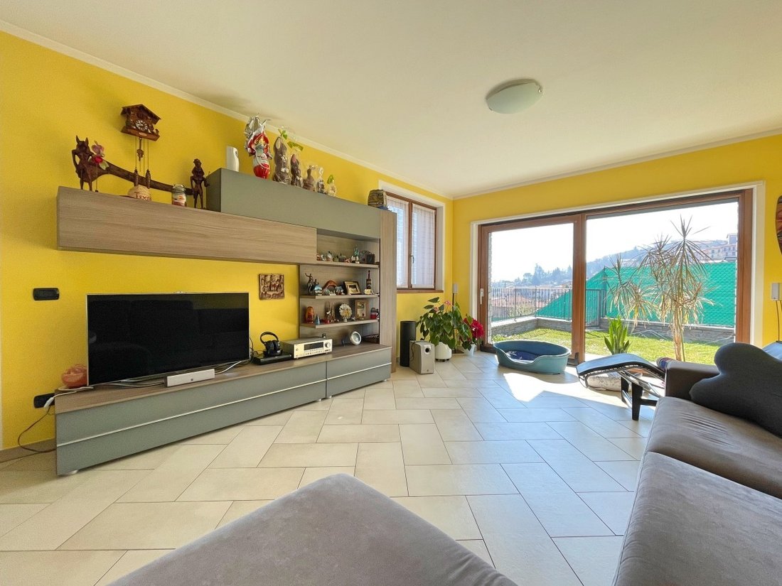 Villa in Saliana, Lombardy, Italy 3 - 11928463