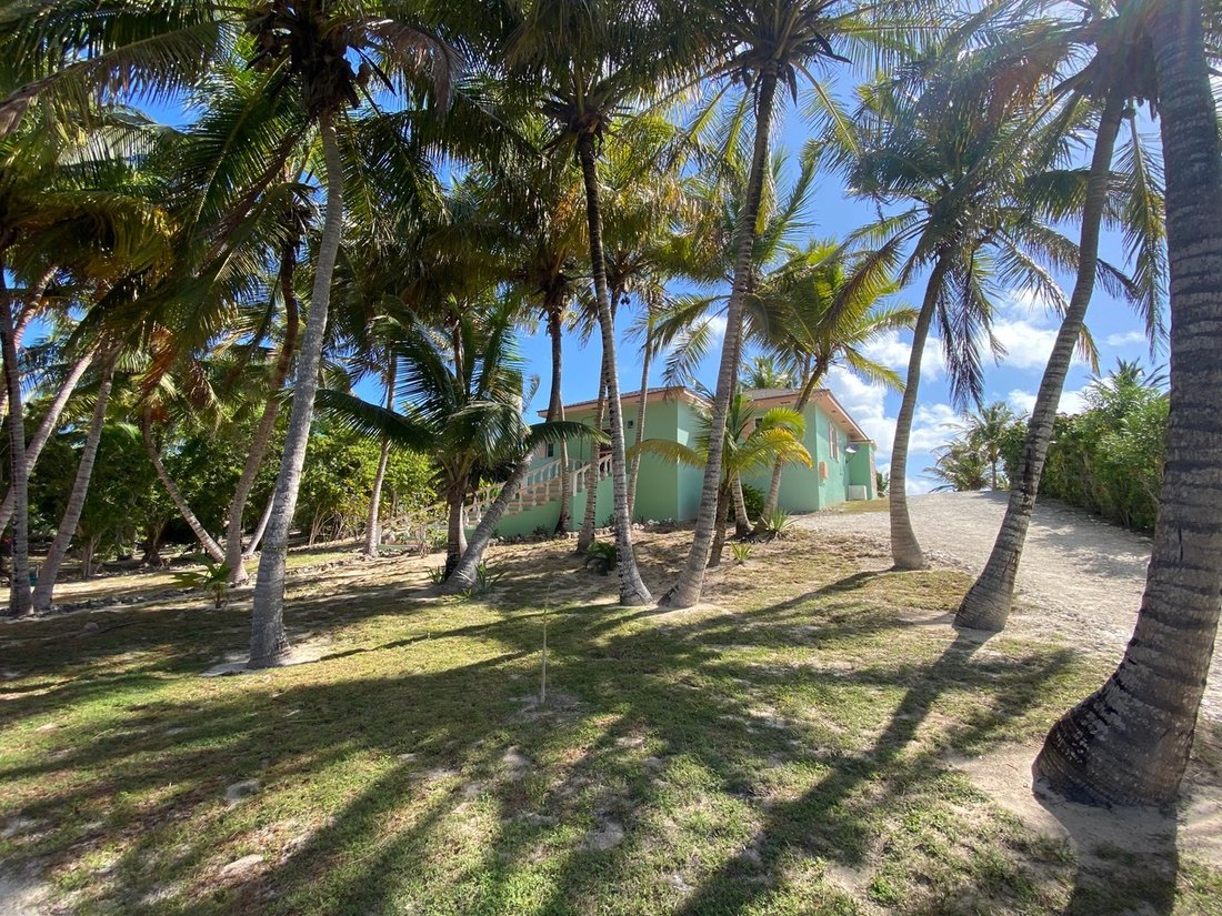 House in Governor's Harbour, The Bahamas 2 - 11928528