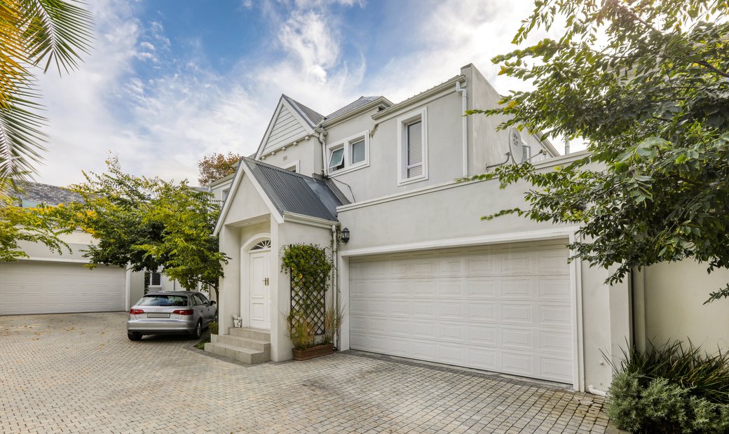 Kenilworth Upper In Cape Town, Western Cape, South Africa For Sale