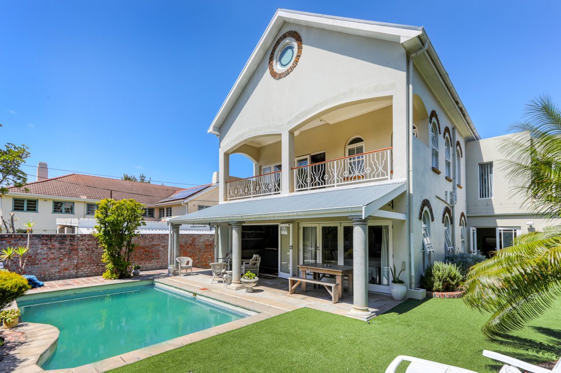 Claremont Upper In Cape Town, Western Cape, South Africa For Sale