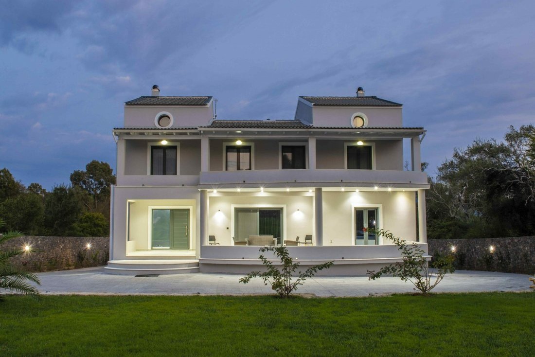 Villa in Corfu, Peloponnese, Western Greece and the Ionian, Greece 2 - 11929863