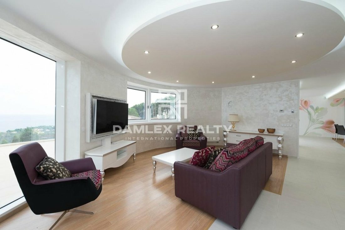 House in Lloret de Mar, Catalonia, Spain 3 - 10733313