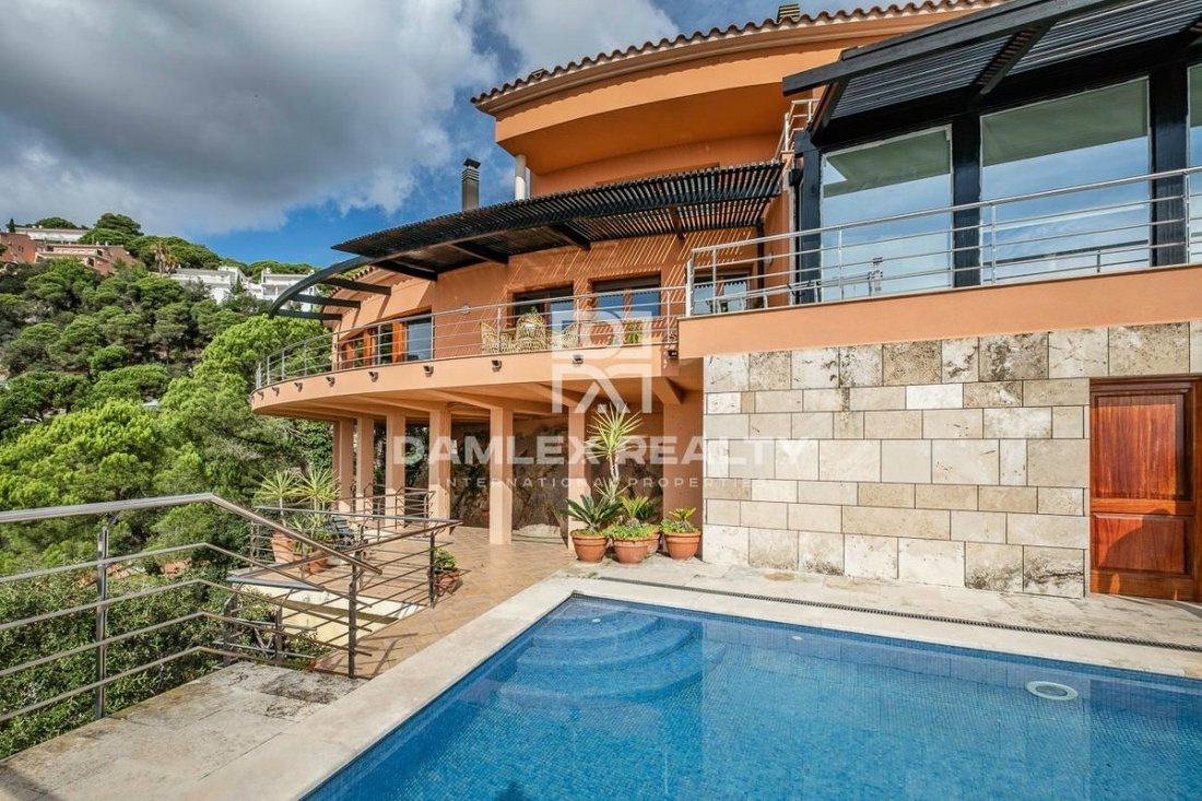 House in Lloret de Mar, Catalonia, Spain 2 - 11711620