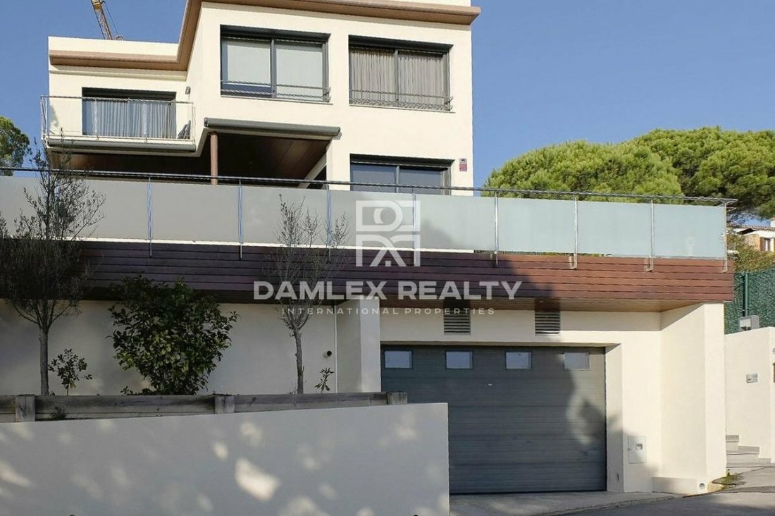 House in Lloret de Mar, Catalonia, Spain 2 - 10731312