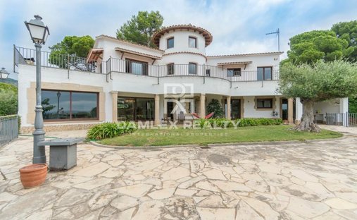 House in Lloret de Mar, Catalonia, Spain 1