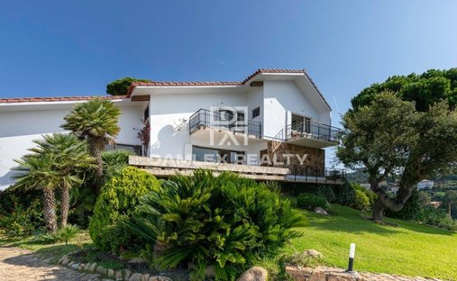House in Lloret de Mar, Catalonia, Spain 1