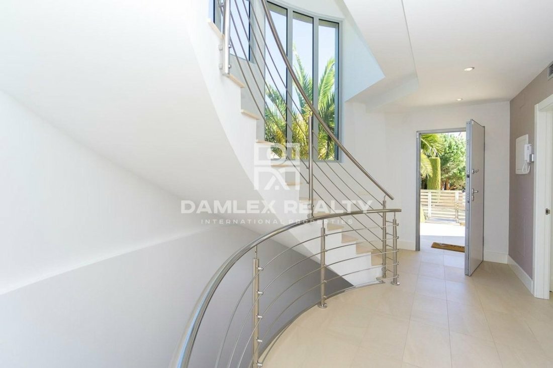 House in Lloret de Mar, Catalonia, Spain 4 - 10731334
