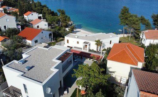 Villa in Zedno, Split-Dalmatia County, Croatia 1
