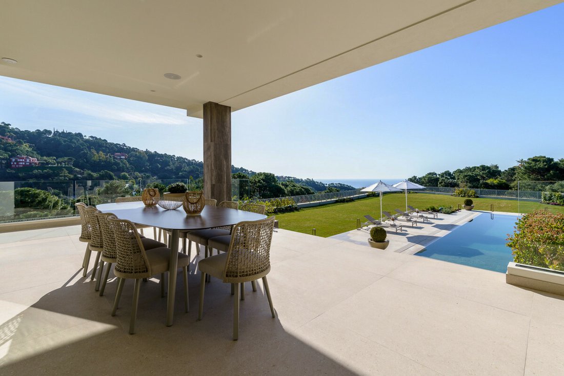 Villa in La Zagaleta, Benahavis, Andalusia 3 - 11579082