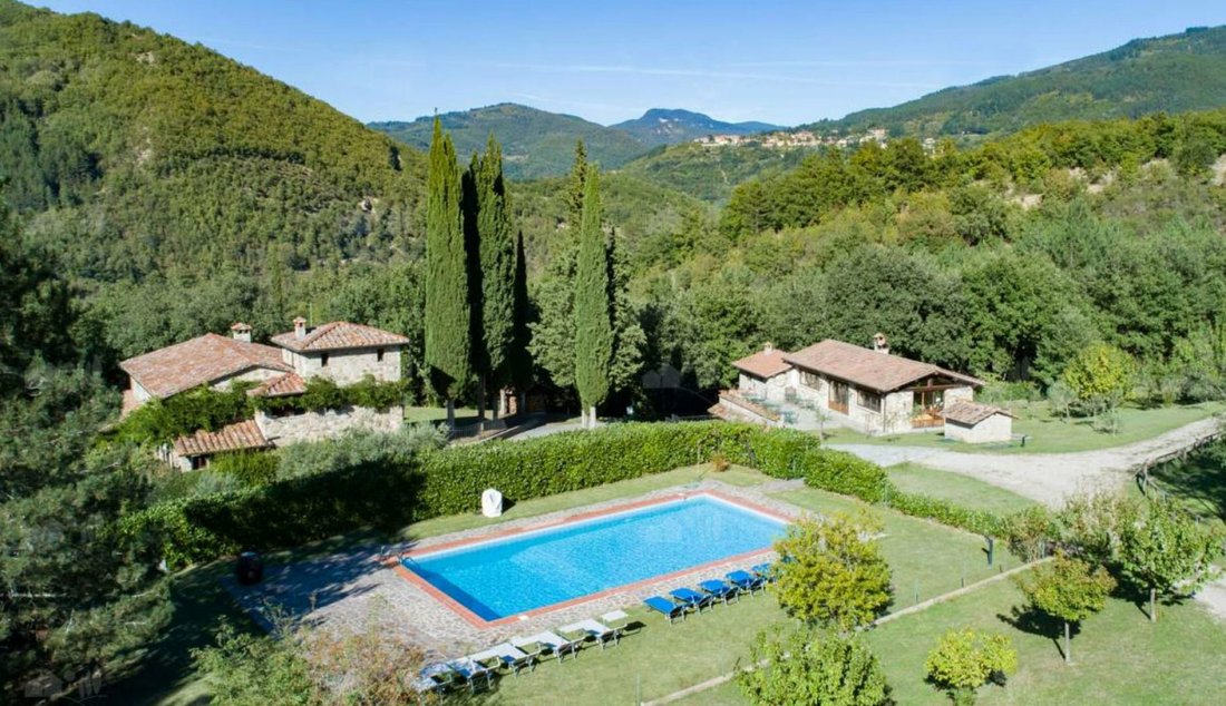 Typical Tuscan Estate For Sale In In Chiusi Della Verna, Tuscany, Italy For Sale (11740378)