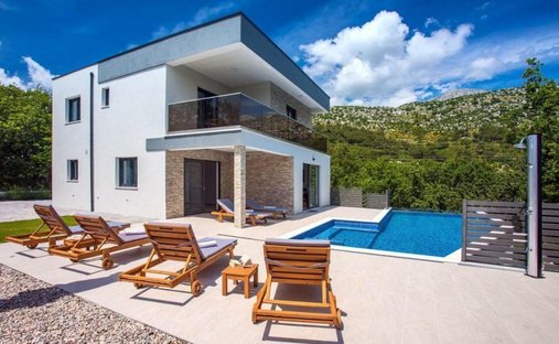 Villa à Omiš, Split-Dalmatie, Croatie 1