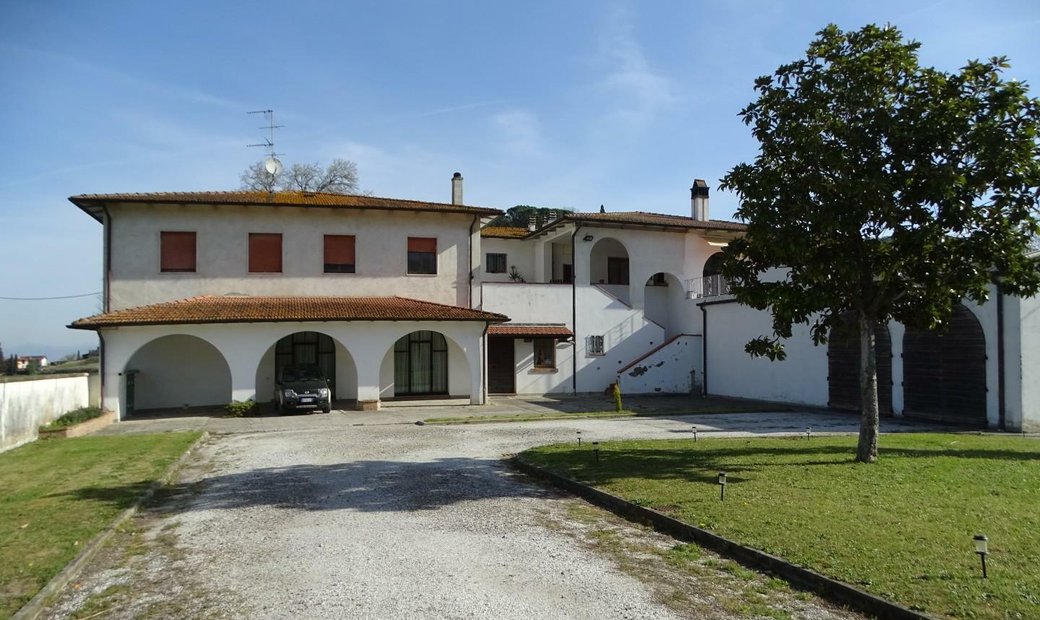 Villa In Vendita A San Miniato Composto Da 30vani In Tuscany, Italy For ...