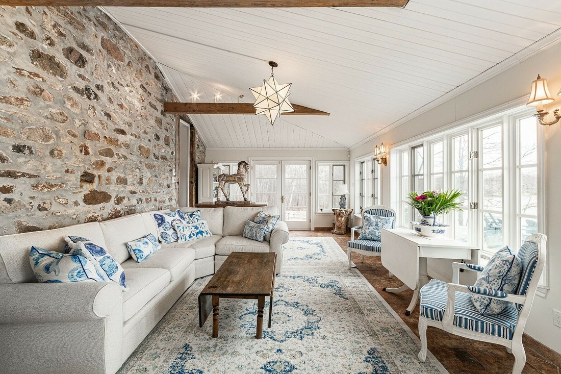 Cottage 18 Th Century Hudson In Hudson, Quebec, Canada For Sale