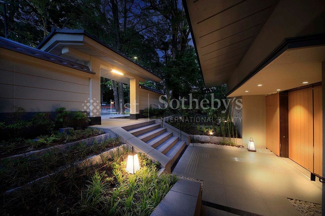 J. Gran The Honor Tadasu No Mori In Kyoto, Kyoto, Japan For Sale (11948601)