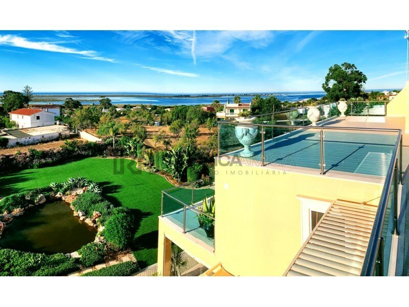 Luxury 3 Bedroom Villa With Pool, Studio And In Moncarapacho, Algarve