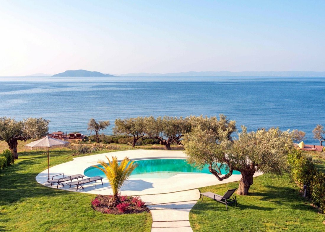 Villa in Kassandra, Macedonia and Thrace, Greece 1 - 11943765