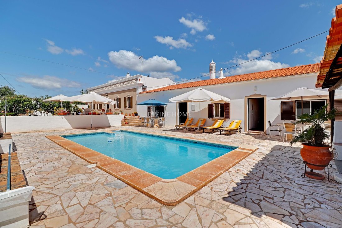 Charming Countryside B&B Villa Near To Paderne With In Alte, Algarve ...