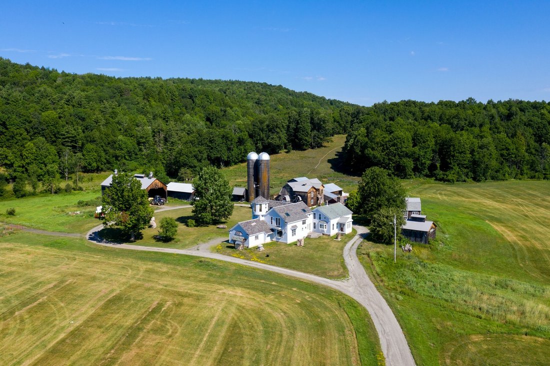 957 Pleasant Valley Road In Fair Haven, Vermont, United States For Sale