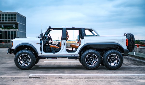 2021 Apocalypse Dark Horse 6x6 (11949754)