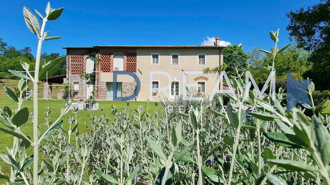 Country House in Area Monte San Quirico - Sant'Alessio, Lucca, Tuscany 3 - 11952075