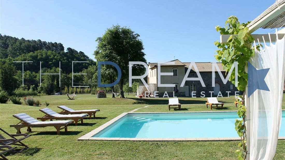 Country House in Area Monte San Quirico - Sant'Alessio, Lucca, Tuscany 4 - 11952075