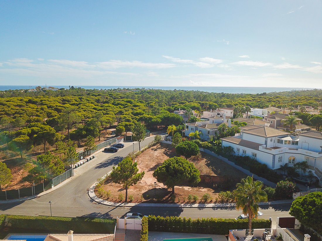 Unique Corner Plot In Varandas Do Lago In Faro, Portugal For Sale