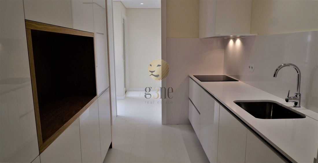 Apartment in Lordelo do Ouro e Massarelos, Porto District, Portugal 2 - 11953547