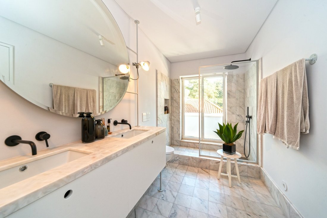 Apartment in Arroios, Lisbon, Portugal 5 - 11954217