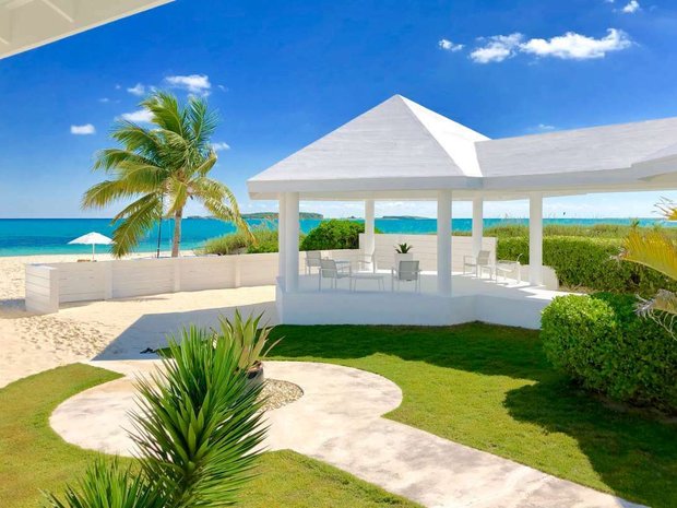 Villa in Cockburn Town, Turks Islands, Turks and Caicos Islands 1
