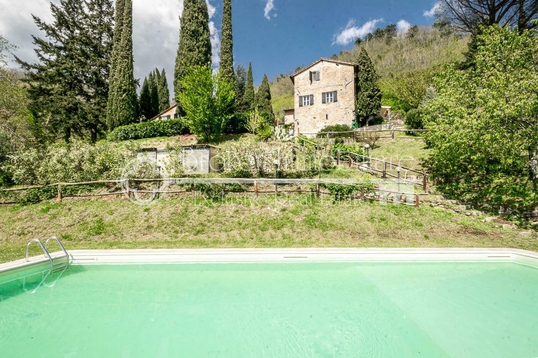 Villa in Lucca, Tuscany, Italy 1 - 11955247