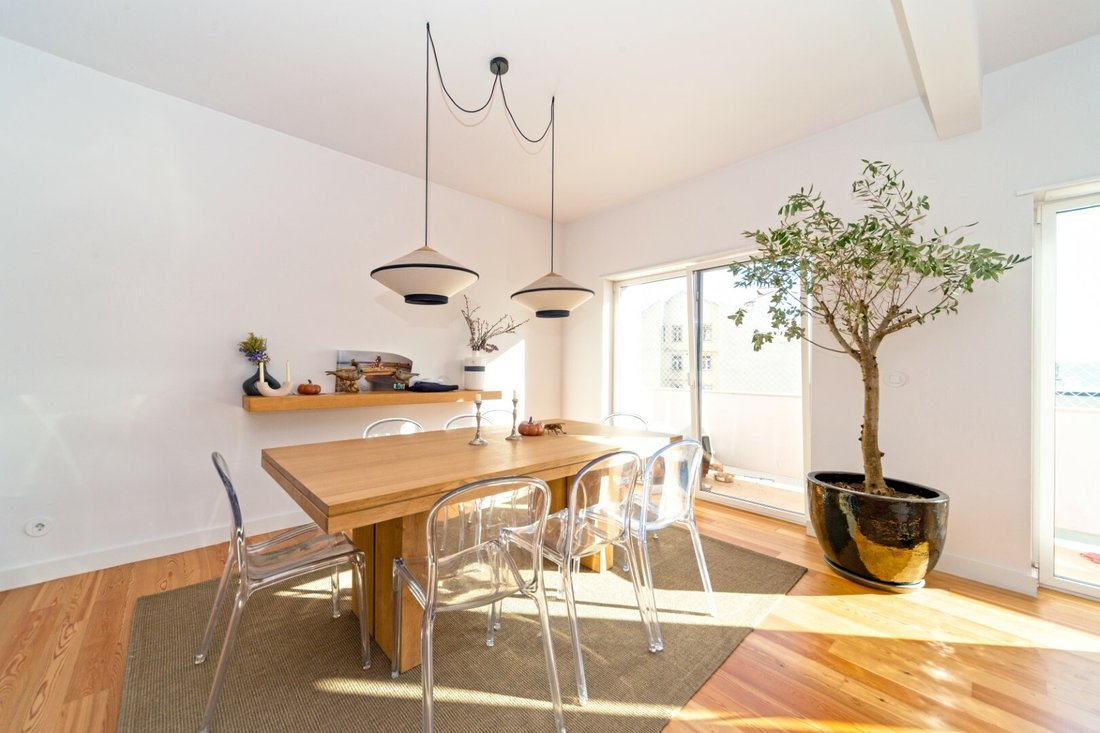 Apartment in Arroios, Lisbon, Portugal 2 - 11954217