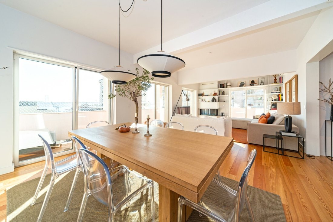 Apartment in Arroios, Lisbon, Portugal 3 - 11954217