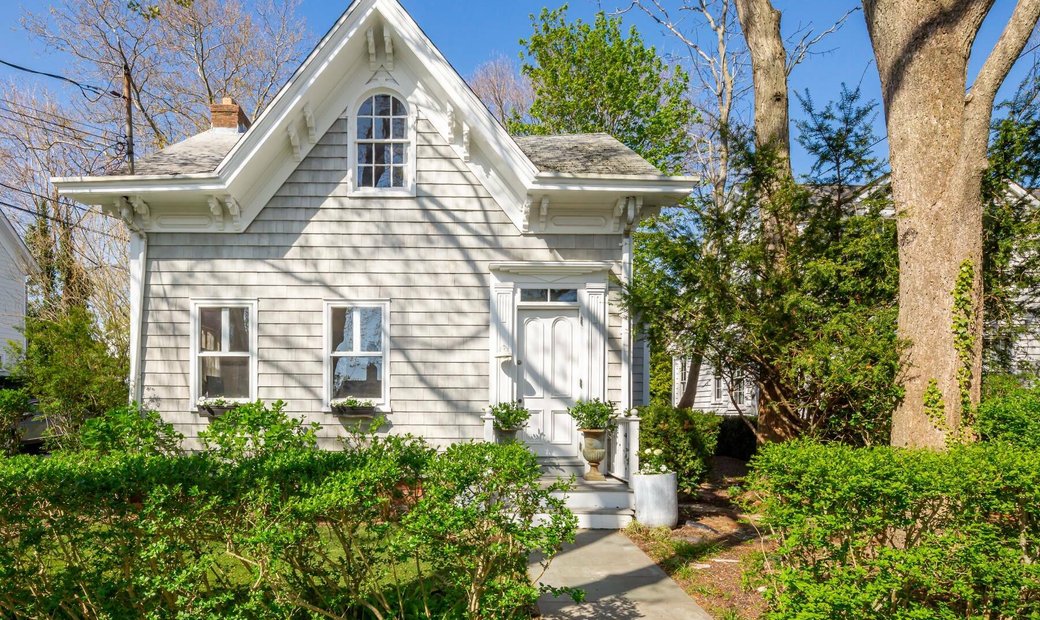 Once Upon A Time On Madison Street... In Sag Harbor, New York, United States For Sale (11956994)