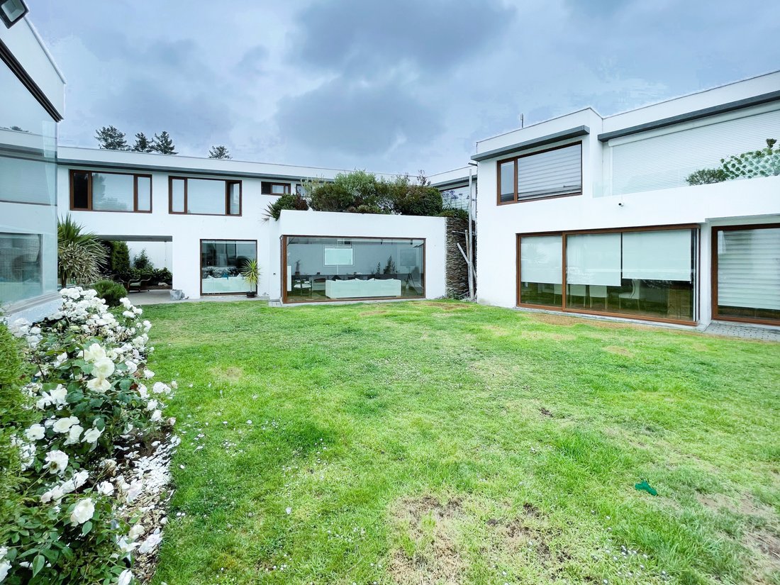 430 Sqm Modern Style House In Bosques De Montemar In Concón, Valparaíso