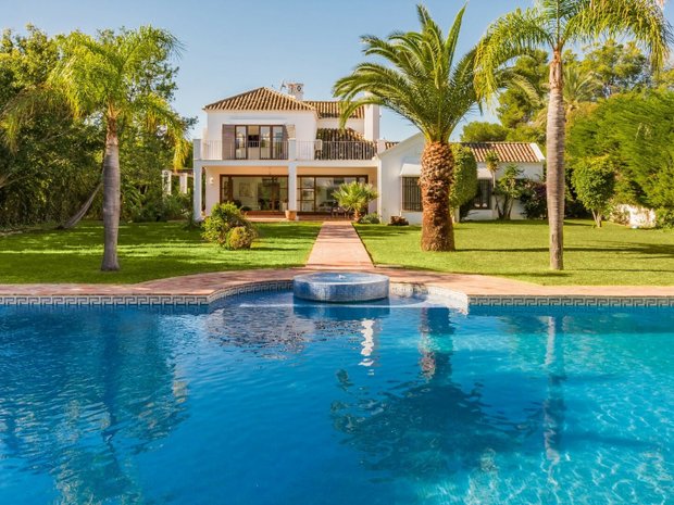 Luxury villas with terrace for sale in Playa De Casasola, Andalusia ...