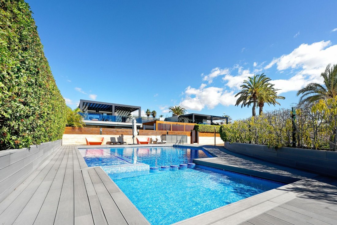 Great Luxury Villa In In San Bartolomé De Tirajana, Canary Islands ...