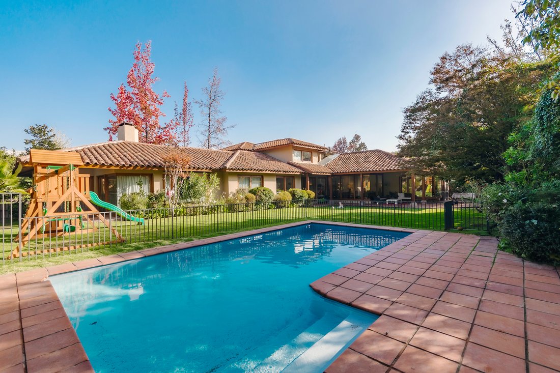 Beautiful Chilean Style House In Santiago, Santiago Metropolitan Region