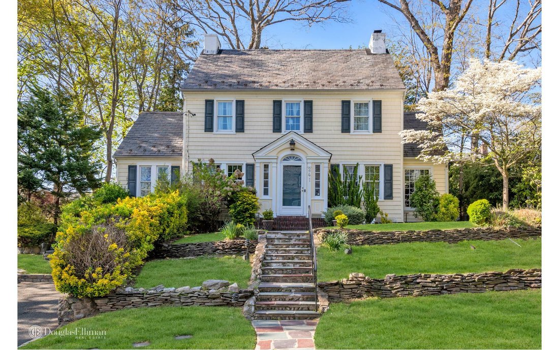 House Manhasset In Manhasset, New York, United States For Sale (11961251)