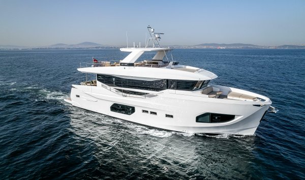 Numarine 22XP Hull #5 (11783757)