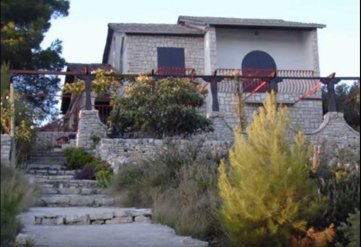 Villa in Grohote, Split-Dalmatia County, Croatia 2 - 10594819