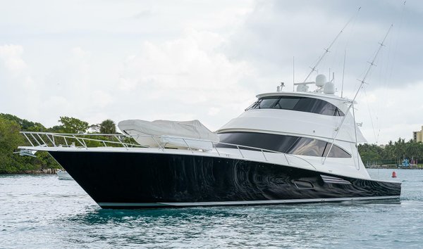 Viking 80 Enclosed Bridge (11965286)