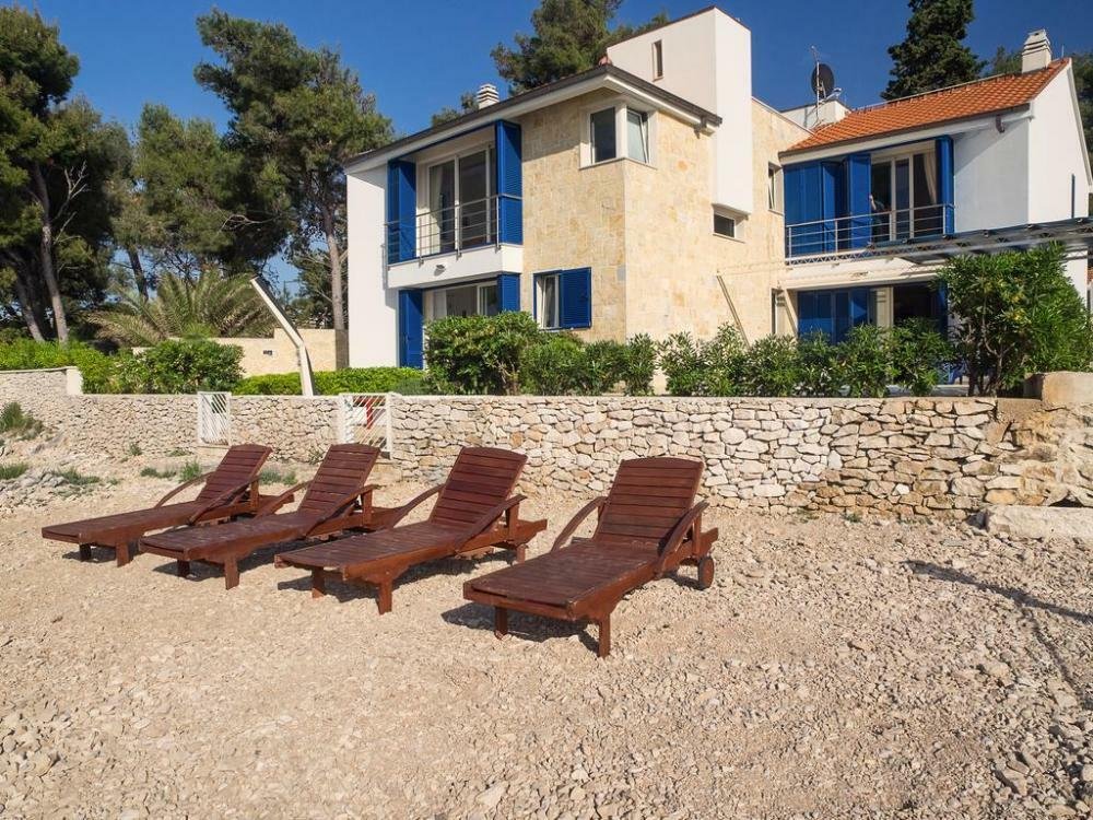 Villa in Supetar, Split-Dalmatia County, Croatia 2 - 10594832