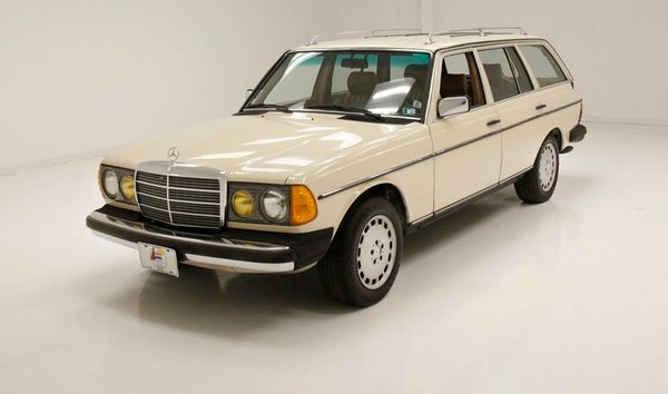 1985 Mercedes-Benz 300TD Wagon (11966028)