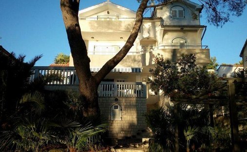 Villa in Zaboric, Sibenik-Knin County, Croatia 1