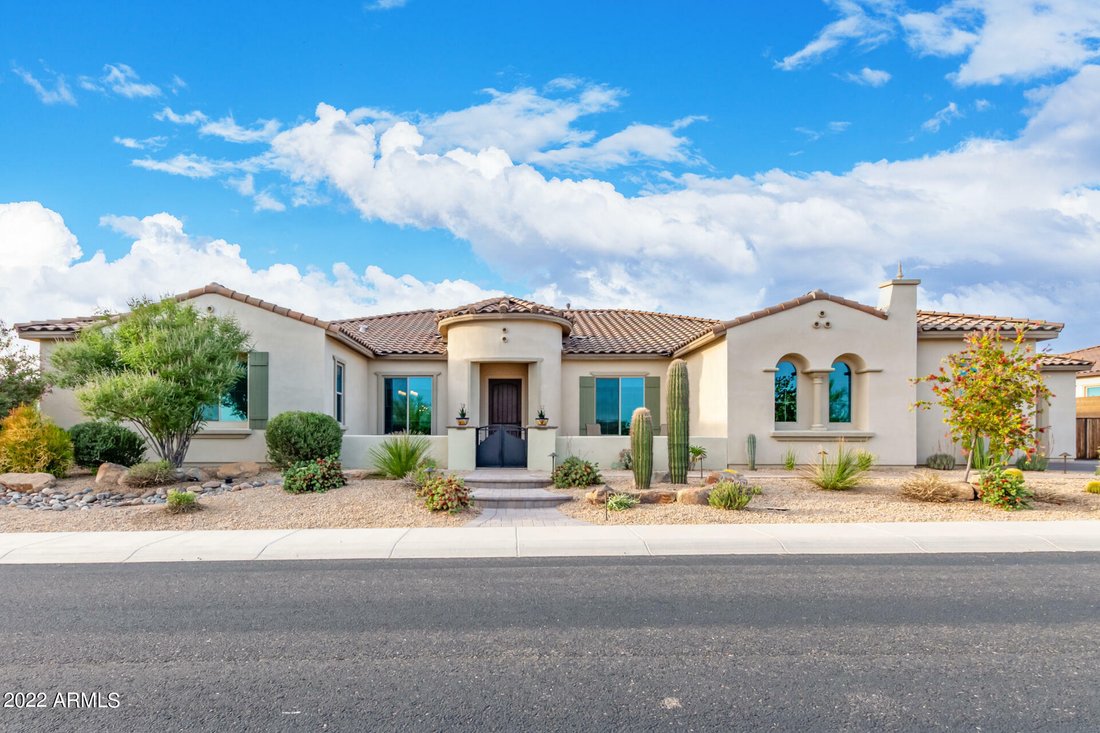 4 Bedrooms Single Family Detached In Carefree, Arizona, United States For Sale (11967516)