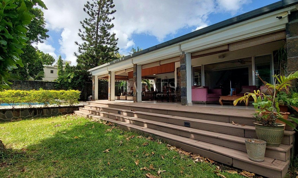 Baie Du Tombeau Beautiful In Tombeau Bay, Pamplemousses District