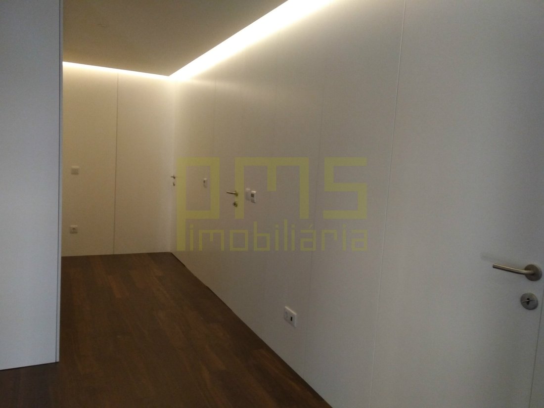 Apartment in Cedofeita, Santo Ildefonso, Se, Miragaia, Sao Nicolau e Vitoria, Porto District, Portugal 3 - 11973044